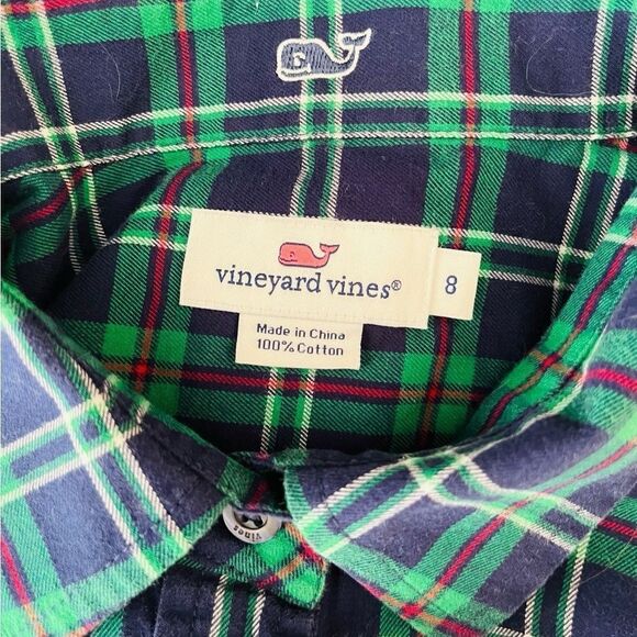 Vineyard Vines Tartan Plaid Popover with tab sleeves size 8. - Picture 8 of 9